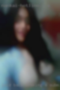 Laid back seeking a submissive male and open minded.